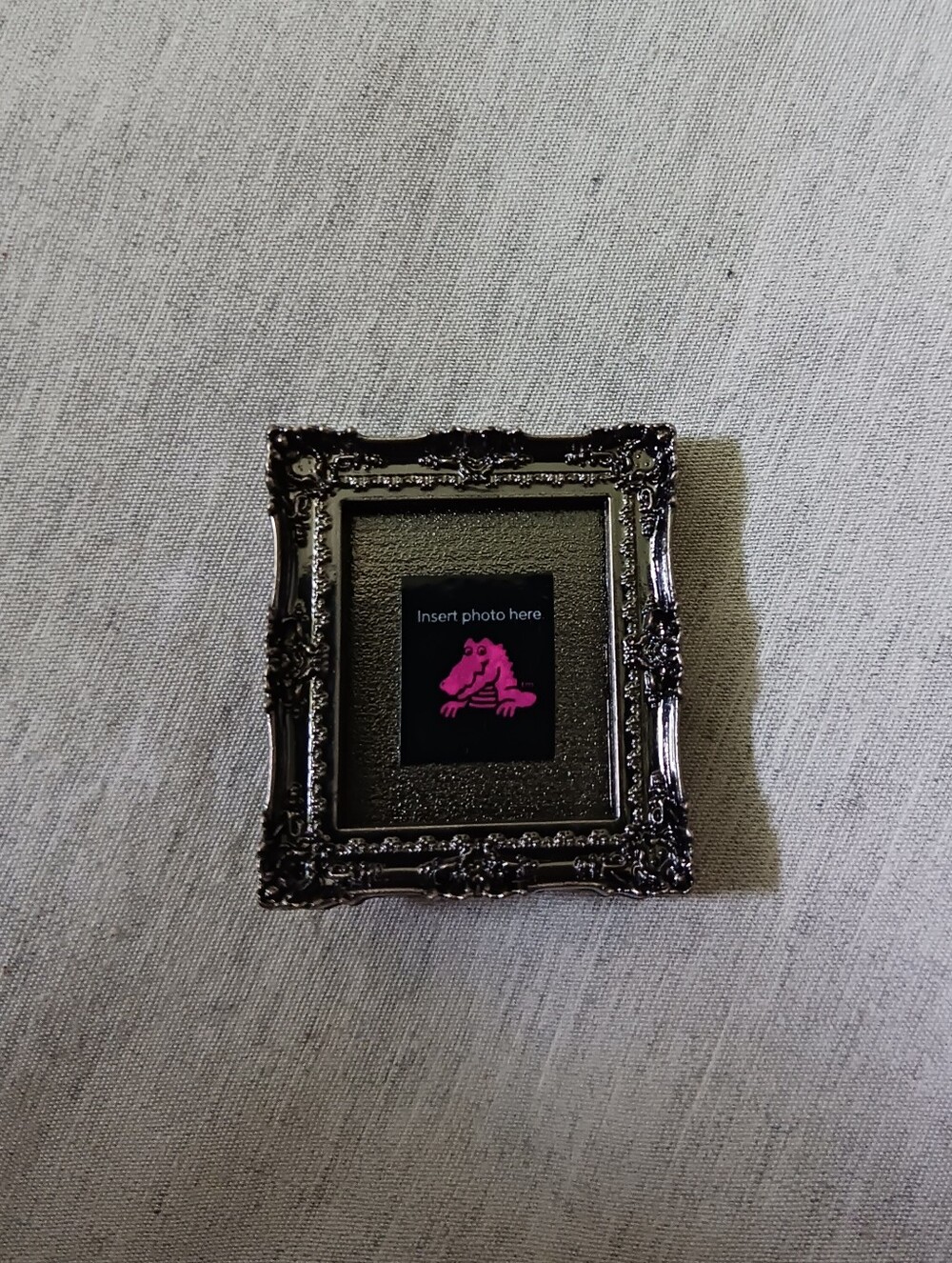 New JIBBITZ CROC Charm Picture Frame